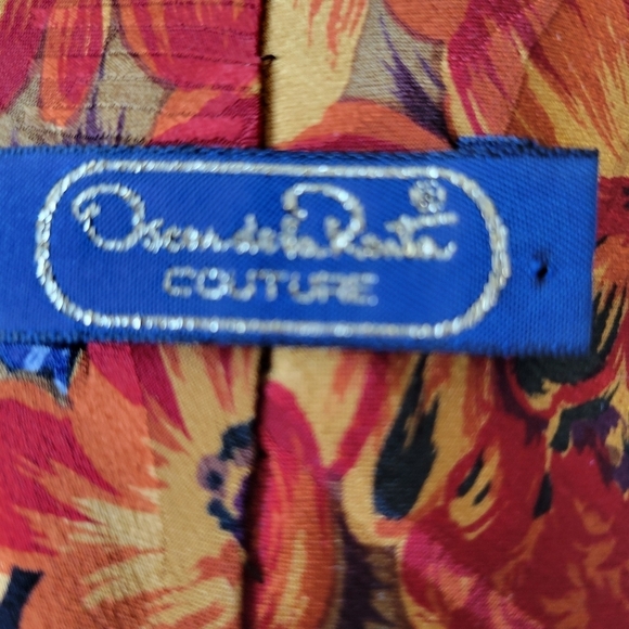 Oscar de la Renta Couture Floral Print Tie - Picture 4 of 7